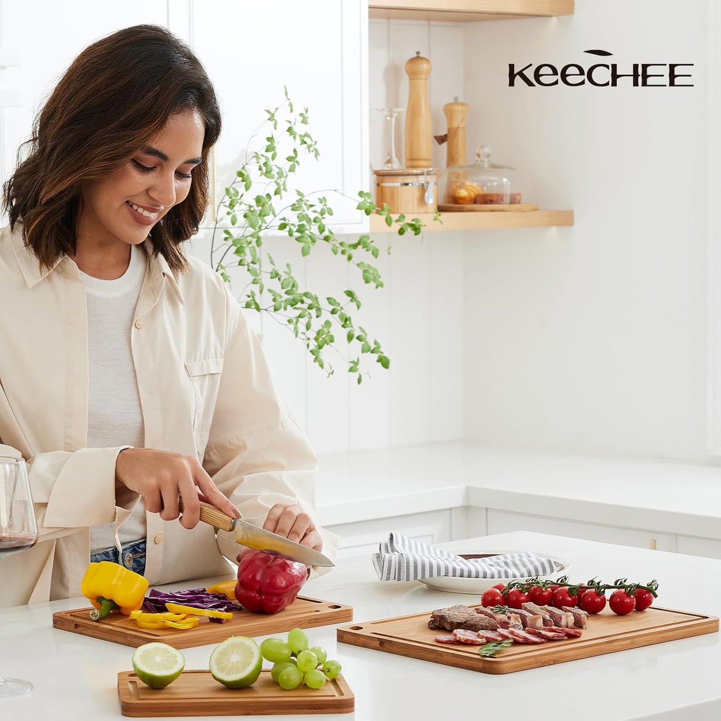 Bamboo Cutting Board – Juice Grooves & Handles, Multipurpose